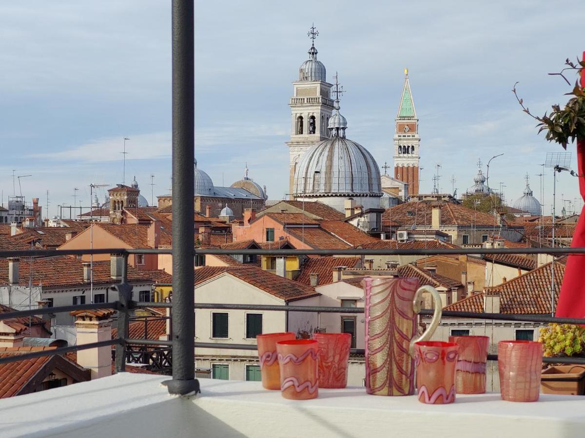 Ca' Francesca Suite Terrace In Veneza Exterior foto
