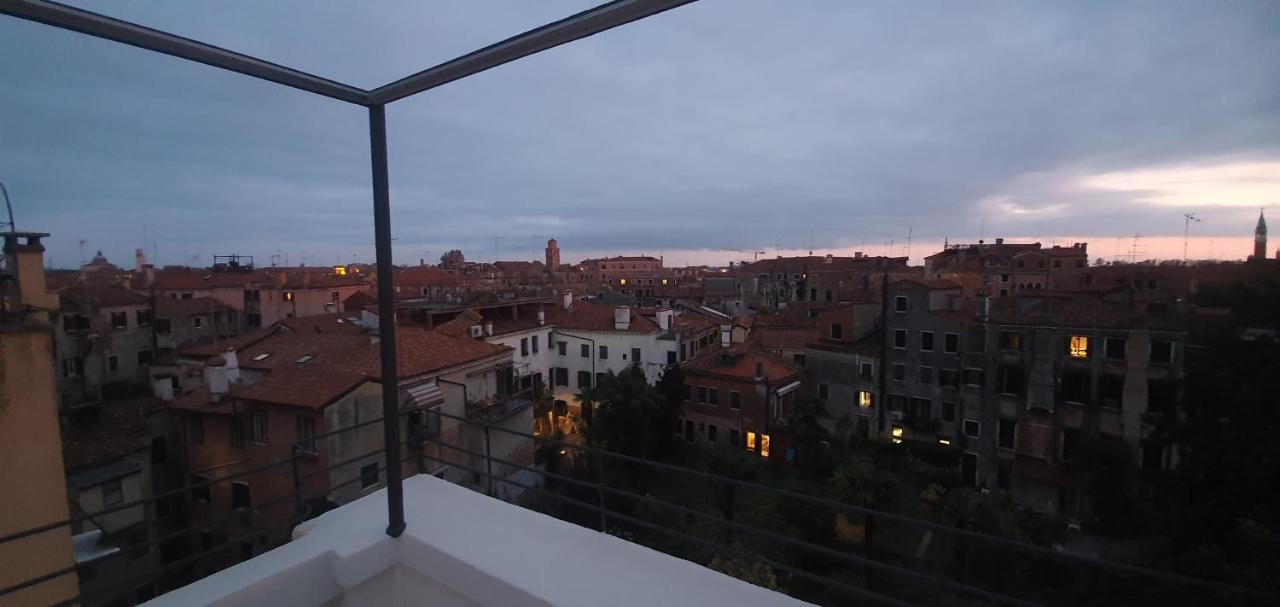 Ca' Francesca Suite Terrace In Veneza Exterior foto